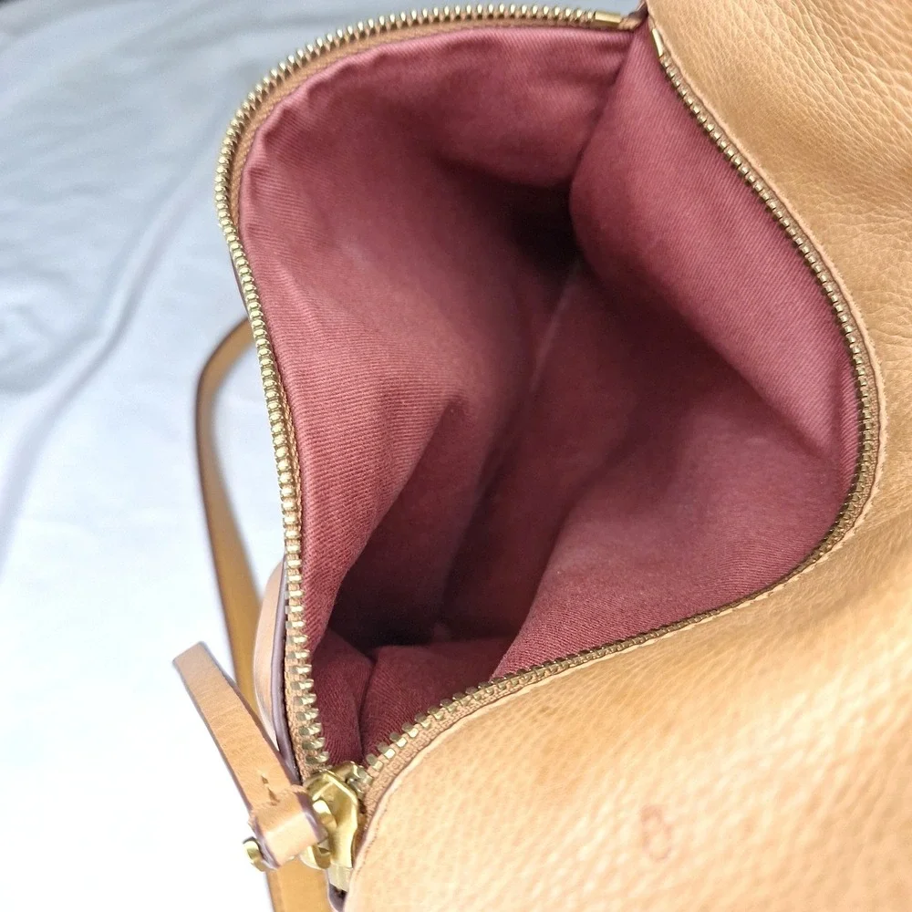 Margot New York Leather Messenger Hobo Handbag Purse Cognac Shoulder Bag Brown